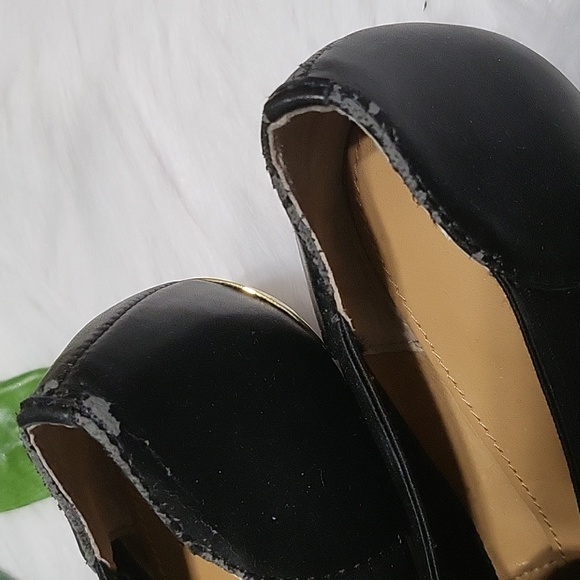 Calvin Klein - Picture 4 of 7